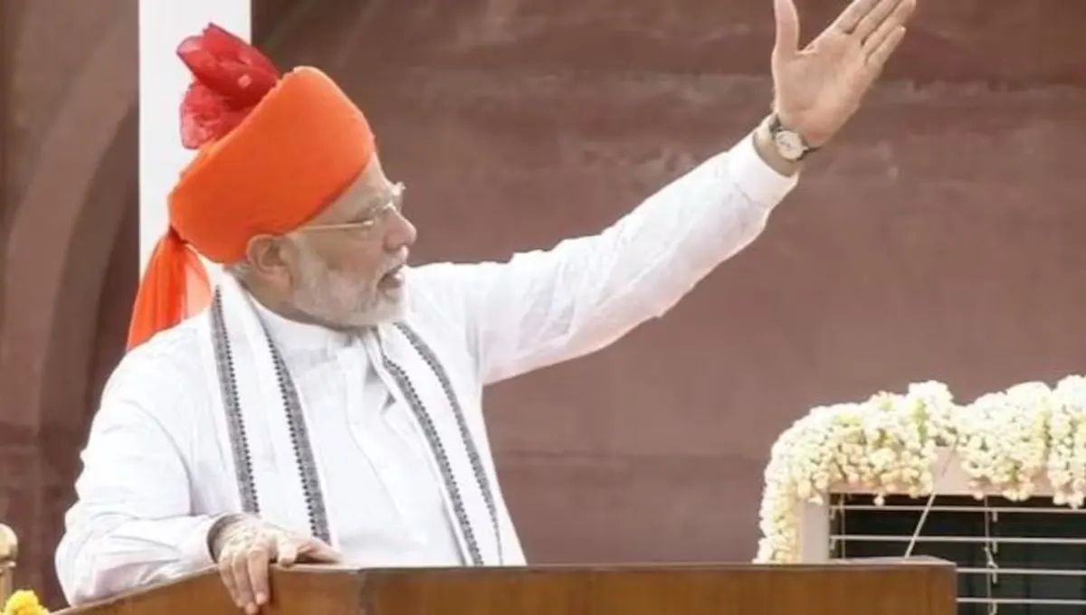 मोदींच्या जीएसटी रिफॉर्मने सर्वसामान्यांच्या खिशात आनंद; घरगुती वस्तू आता स्वस्त!